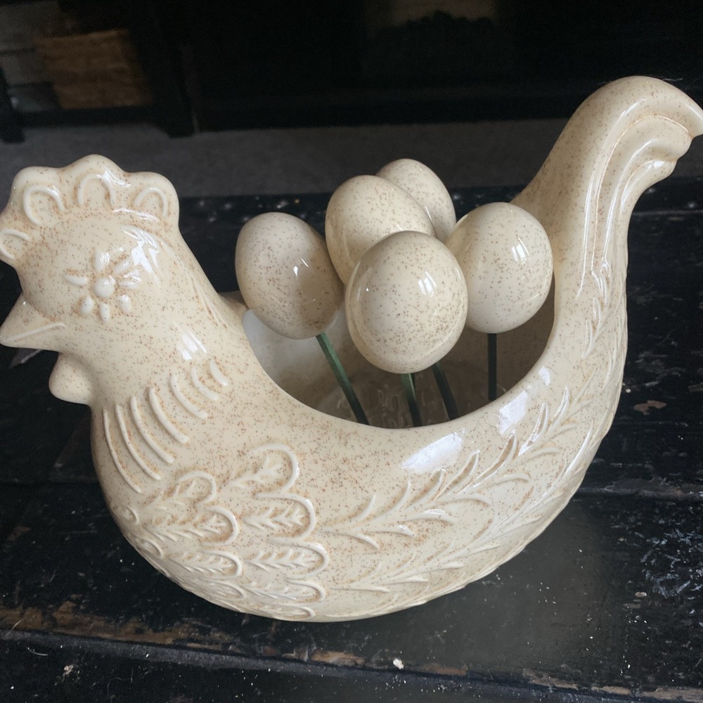 Chicken CENTERPIECE with 5 EGGS - Tan Speckled Finish - 10.5 long X 8" high - Picture 4 of 5